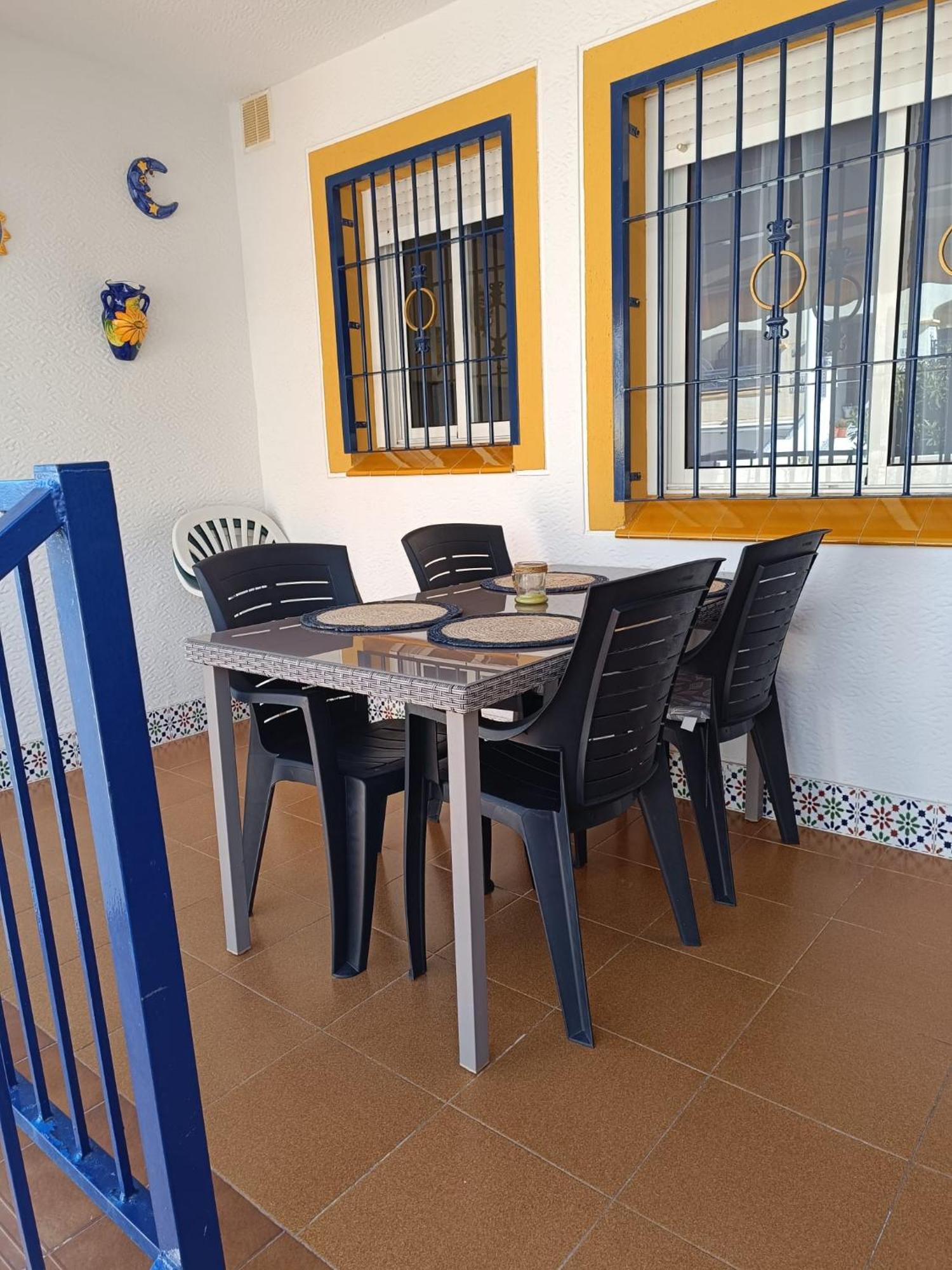 Alhambra Apartment *